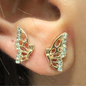 Butterflies and flower earrings!